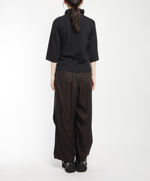 gomme(ゴム)の「ハイネックドレープT(Tシャツ/カットソー・レディース・ブラック・MEDIUM)」の18枚目の写真