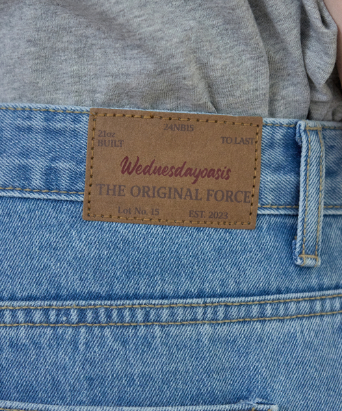 WEDNESDAY OASIS(ウェンズデーオアシス)の「クラシックウォッシュドセミワイドデニム_Light Blue(W25-PT08)(デニムパンツ・メンズ・スカイブルー・MEDIUM/LARGE)」の5枚目の写真
