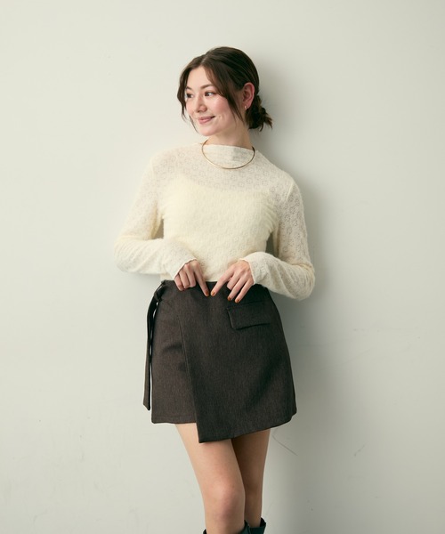 Lunea（ルネア）の「ハイネック花柄レーストップス（Tシャツ/カットソー・レディース・ブラック/ホワイト/ベージュ・FREE）」の12枚目の写真