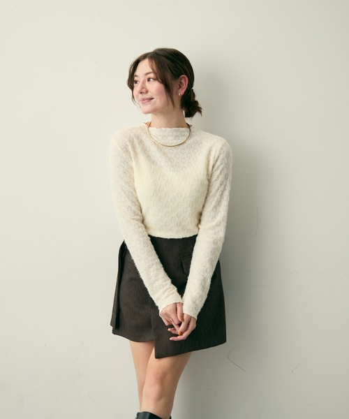 Lunea（ルネア）の「ハイネック花柄レーストップス（Tシャツ/カットソー・レディース・ブラック/ホワイト/ベージュ・FREE）」の13枚目の写真