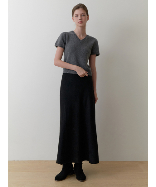 RE_L(リエル)の「Ooze knit flare skirt (black)(スカート・レディース・その他・SMALL/MEDIUM)」の5枚目の写真