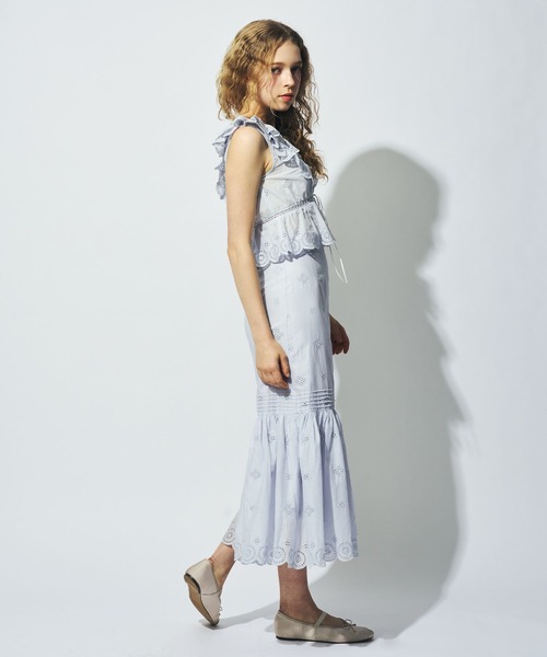 DEICY（デイシー）の「コットンボイルフラワーブラウス（シャツ/ブラウス・レディース・ライトブルー/レッド/ピンク/オフホワイト・FREE）」の11枚目の写真