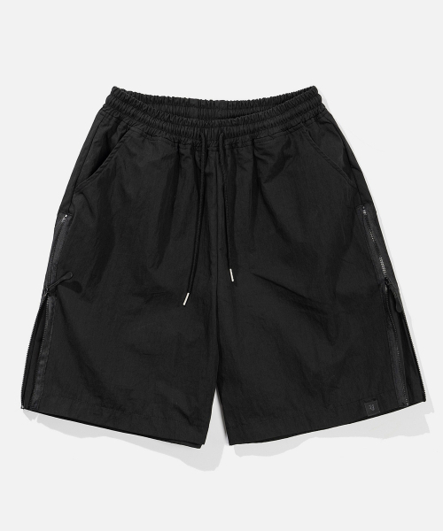 VASTIC(バスティック)の「サイドジップリンクルハーフパンツ_ブラック(その他パンツ・メンズ・その他・LARGE/MEDIUM)」の1枚目の写真