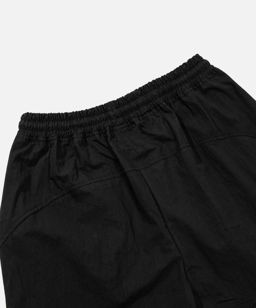 VASTIC(バスティック)の「サイドジップリンクルハーフパンツ_ブラック(その他パンツ・メンズ・その他・LARGE/MEDIUM)」の5枚目の写真