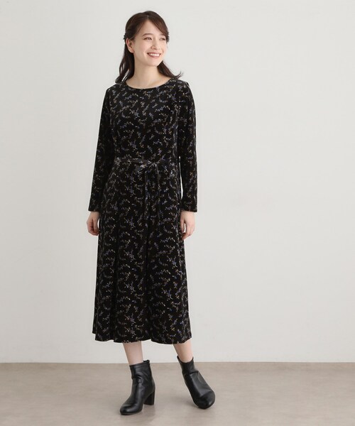 洗える／同柄アイテムあり】エラビー スプリッグ柄ベロアワンピース