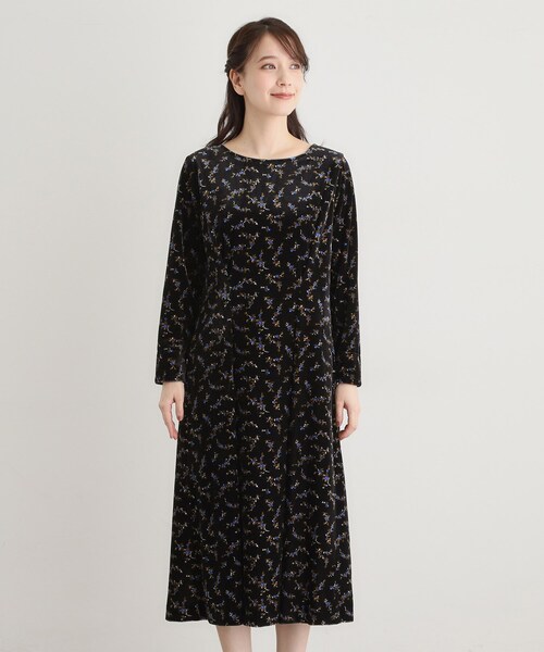 洗える／同柄アイテムあり】エラビー スプリッグ柄ベロアワンピース