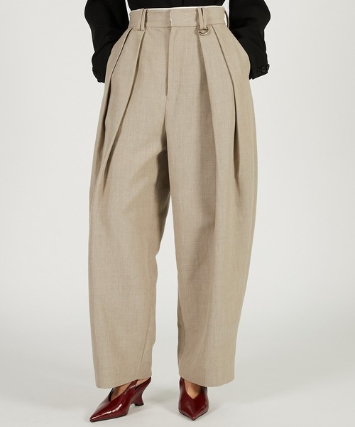 PRANK PROJECT（プランクプロジェクト）の「ボリュームタックハイウエストパンツ / Volume-Tuck High-Waist Pants（スラックス・レディース・ブラック/ベージュ・36/38）」の10枚目の写真
