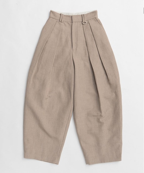 PRANK PROJECT（プランクプロジェクト）の「ボリュームタックハイウエストパンツ / Volume-Tuck High-Waist Pants（スラックス・レディース・ブラック/ベージュ・36/38）」の14枚目の写真