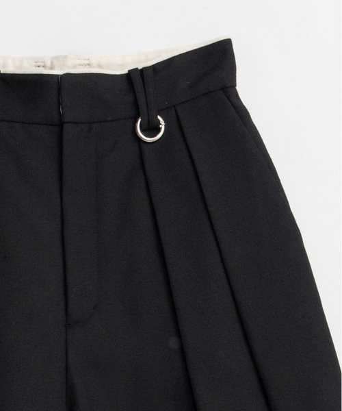 PRANK PROJECT（プランクプロジェクト）の「ボリュームタックハイウエストパンツ / Volume-Tuck High-Waist Pants（スラックス・レディース・ブラック/ベージュ・36/38）」の17枚目の写真