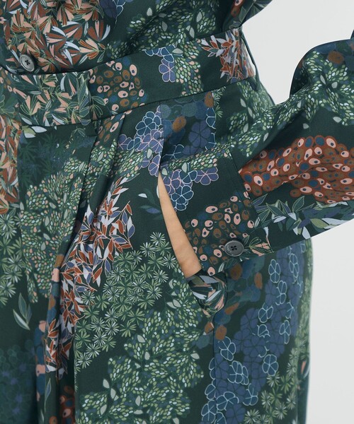 シルクツイル FLOWER RIVERプリント 2タックワイドパンツ（その他