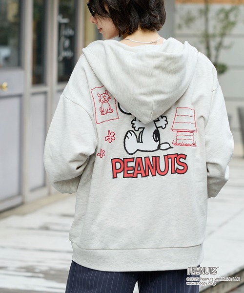 PEANUTS / SNOOPY】別注 ピーナッツ スヌーピー 刺繍プリント ジップ