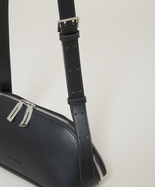ADD CULUMN(アドカラム)の「ADD CULUMN/FIGRE BODYBAG(ショルダーバッグ・レディース・ブラック・FREE)」の7枚目の写真