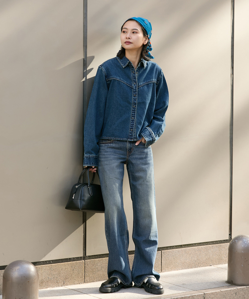 JOURNAL STANDARD(ジャーナルスタンダード)の「別注【LEVI’S(R)/リーバイス(R)】 for JS LOGAN SHACKET(デニムジャケット・レディース・ライトブルー・X-LARGE/MEDIUM)」の10枚目の写真