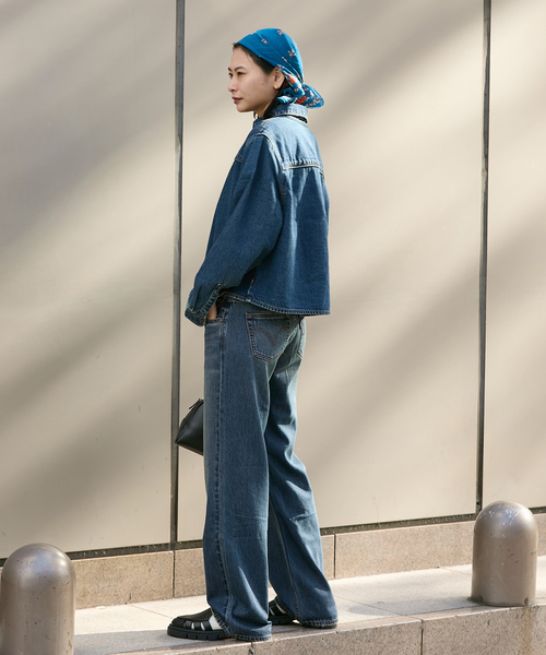 JOURNAL STANDARD(ジャーナルスタンダード)の「別注【LEVI’S(R)/リーバイス(R)】 for JS LOGAN SHACKET(デニムジャケット・レディース・ライトブルー・X-LARGE/MEDIUM)」の11枚目の写真