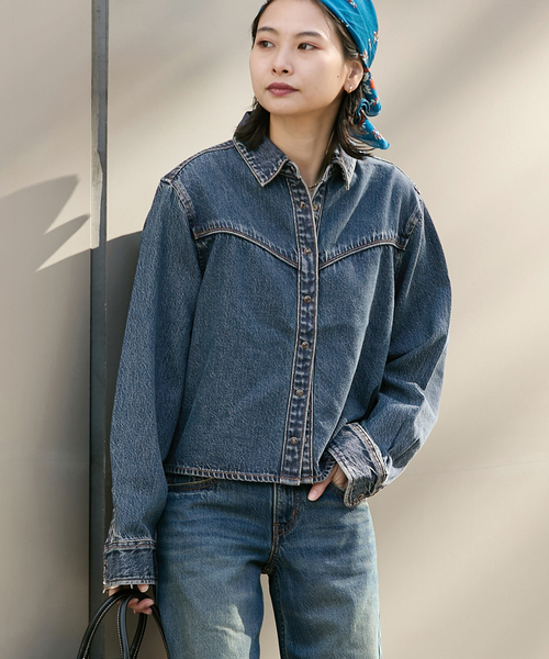 JOURNAL STANDARD(ジャーナルスタンダード)の「別注【LEVI’S(R)/リーバイス(R)】 for JS LOGAN SHACKET(デニムジャケット・レディース・ライトブルー・X-LARGE/MEDIUM)」の15枚目の写真