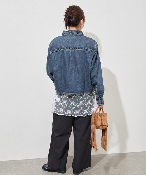 JOURNAL STANDARD(ジャーナルスタンダード)の「別注【LEVI’S(R)/リーバイス(R)】 for JS LOGAN SHACKET(デニムジャケット・レディース・ライトブルー・X-LARGE/MEDIUM)」の22枚目の写真