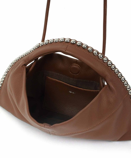 Beau're（ヴュレ）の「BEAURE スタッズ 2way クラッチ（クラッチバッグ・レディース・ブラウン/ブラック/グレー・FREE）」の8枚目の写真