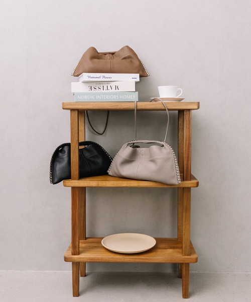 Beau're（ヴュレ）の「BEAURE スタッズ 2way クラッチ（クラッチバッグ・レディース・ブラウン/ブラック/グレー・FREE）」の22枚目の写真