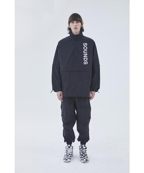 BMUETTE(ビムウィエ)の「ジッパーディテールトラックパンツ(その他パンツ・メンズ・ブラック・SMALL/MEDIUM)」の1枚目の写真