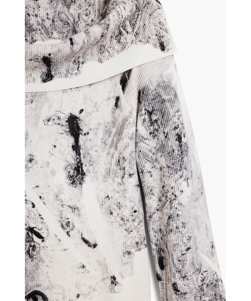 Desigual(デシグアル)の「風景プリントバルドーニットセーター(ニット/セーター・レディース・ブラック・S/M/L/XL/XS)」の2枚目の写真