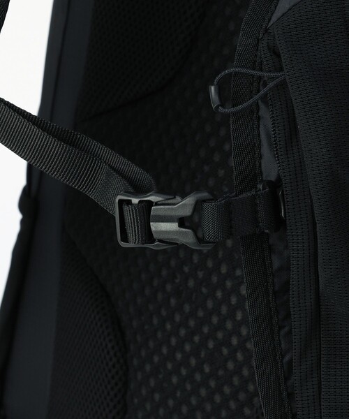 SALOMON（サロモン）の「SALOMON/サロモン XT 25（バックパック/リュック・メンズ・ブラック・ONE SIZE）」の8枚目の写真