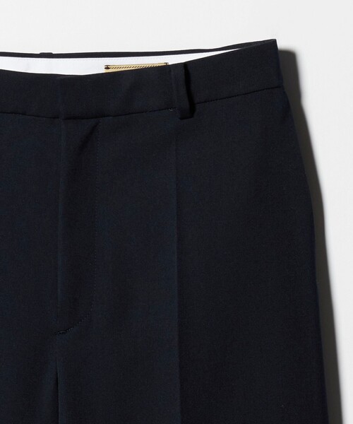 UNITED ARROWS(ユナイテッドアローズ)の「ギャバジン パンツ(スラックス・レディース・ネイビー/ブラック・36/38/34)」の17枚目の写真