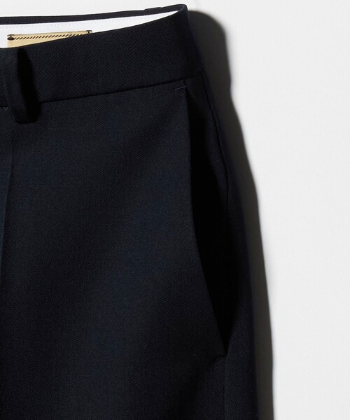 UNITED ARROWS(ユナイテッドアローズ)の「ギャバジン パンツ(スラックス・レディース・ネイビー/ブラック・36/38/34)」の18枚目の写真