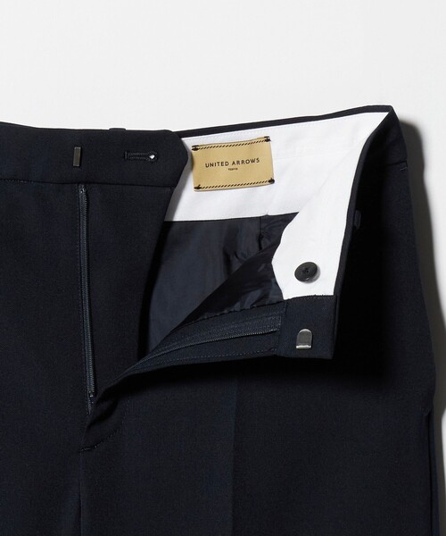 UNITED ARROWS(ユナイテッドアローズ)の「ギャバジン パンツ(スラックス・レディース・ネイビー/ブラック・36/38/34)」の20枚目の写真