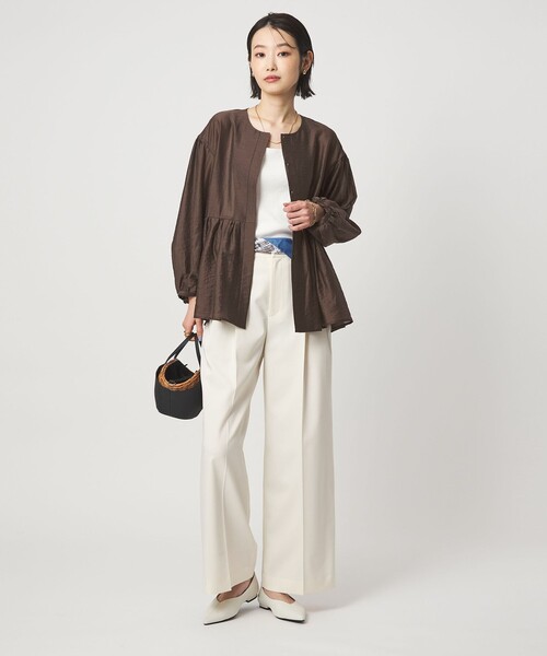 green label relaxing（グリーンレーベルリラクシング）の「［size SHORTあり］fleurie(フルリー) シアー ノーカラー ジャケット 接触冷感（ノーカラージャケット・レディース・オフホワイト/イエロー/ダークブラウン/ネイビー・SHORT/FREE）」の6枚目の写真