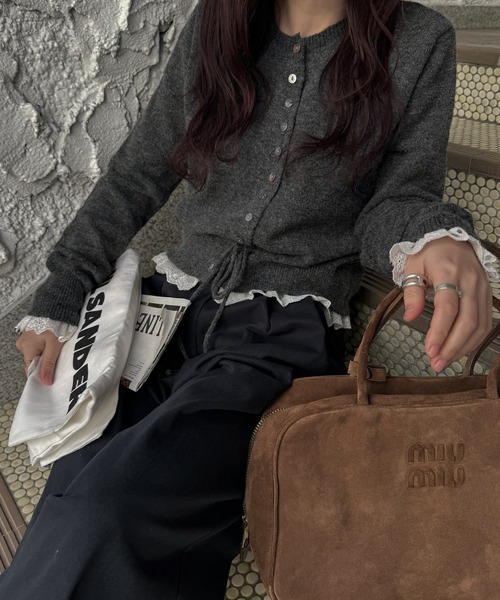 WILLFULLY（ウィルフリー）の「lace trim drawstring knit cardigan（ニット/セーター・レディース・ベージュ/チャコールグレー・FREE）」の8枚目の写真