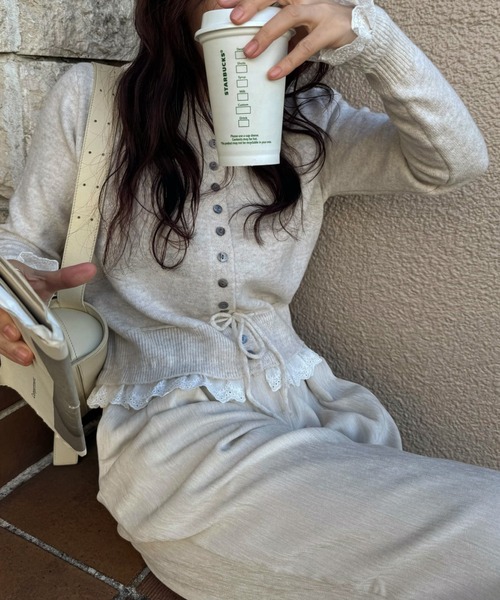 WILLFULLY（ウィルフリー）の「lace trim drawstring knit cardigan（ニット/セーター・レディース・ベージュ/チャコールグレー・FREE）」の10枚目の写真