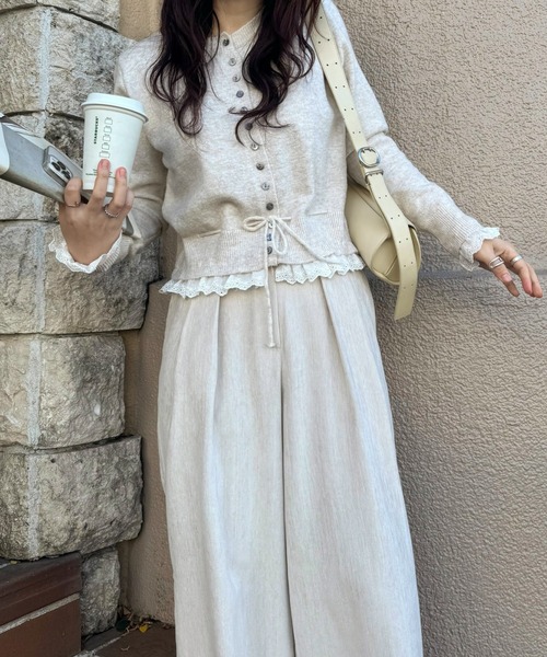 WILLFULLY（ウィルフリー）の「lace trim drawstring knit cardigan（ニット/セーター・レディース・ベージュ/チャコールグレー・FREE）」の11枚目の写真