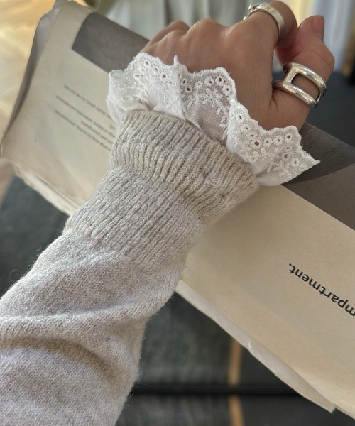 WILLFULLY（ウィルフリー）の「lace trim drawstring knit cardigan（ニット/セーター・レディース・ベージュ/チャコールグレー・FREE）」の12枚目の写真