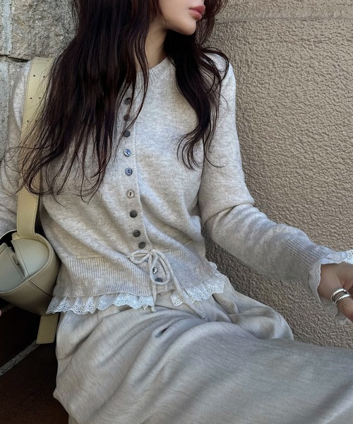 WILLFULLY（ウィルフリー）の「lace trim drawstring knit cardigan（ニット/セーター・レディース・ベージュ/チャコールグレー・FREE）」の14枚目の写真