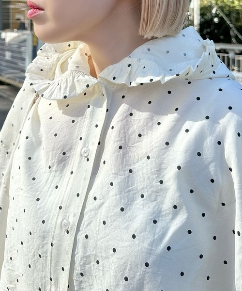 Alley Tokyo（アリートーキョー）の「フリフリフードシャツ（シャツ/ブラウス・レディース・ホワイト系/サックスブルー/オフホワイト・FREE）」の18枚目の写真