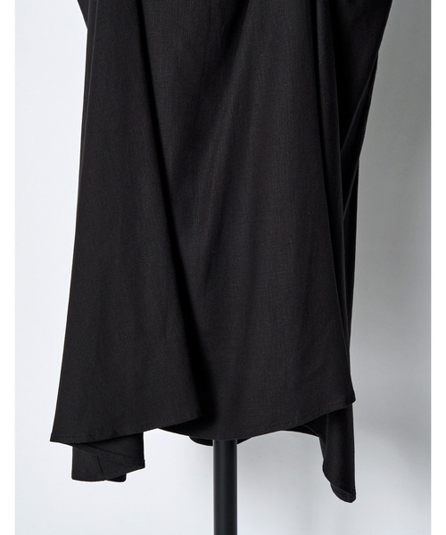 RUMCHE(ラムシェ)の「Layered Tuck Skirt / レイヤードタックスカート(スカート・レディース・ベージュ/ブラック・MEDIUM/SMALL)」の16枚目の写真