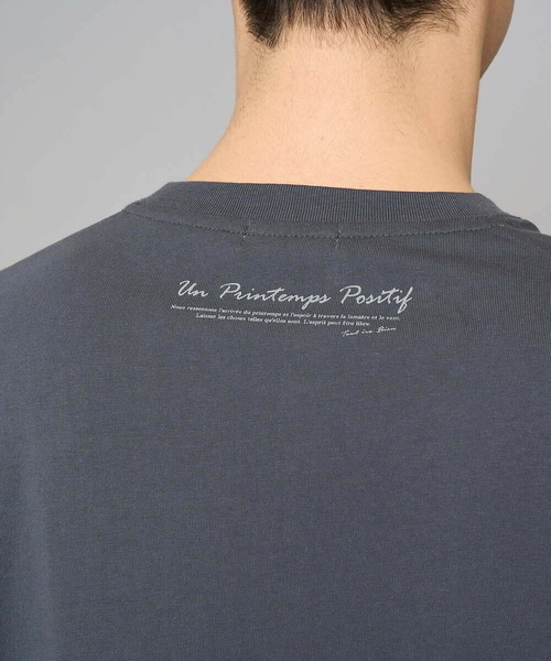 a.v.v(アーヴェヴェ)の「フォトグラファーコラボ ワイドシルエットカットソー(Tシャツ/カットソー・メンズ・ホワイト/チャコールグレー・46/48/50)」の3枚目の写真