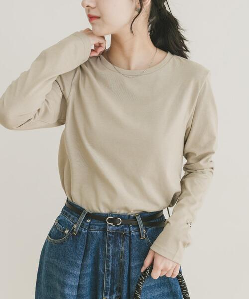 ITEMS URBANRESEARCH（アイテムズ アーバンリサーチ）の「ワンポイント刺シュウロンTシャツ（Tシャツ/カットソー・レディース・ピンク/オフホワイト/ブラウン/ベージュ・FREE）」の12枚目の写真