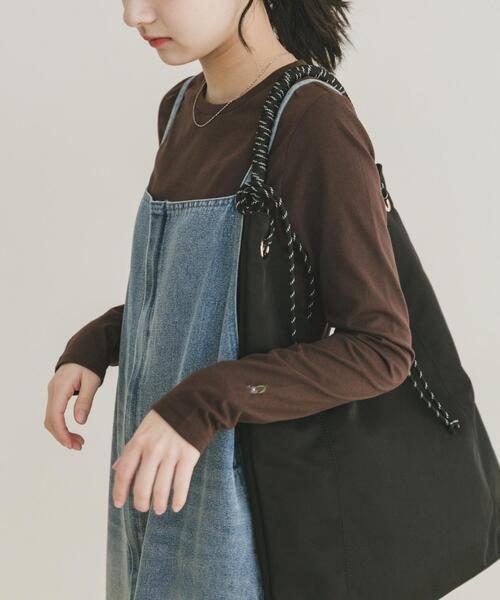 ITEMS URBANRESEARCH（アイテムズ アーバンリサーチ）の「ワンポイント刺シュウロンTシャツ（Tシャツ/カットソー・レディース・ピンク/オフホワイト/ブラウン/ベージュ・FREE）」の17枚目の写真