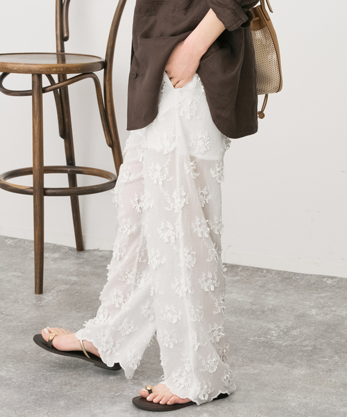 Spick & Span（スピックアンドスパン）の「crinkle crinkle crinkle sheer cotton 3D embroidery easy（その他パンツ・レディース・ブラック/ホワイト・FREE）」の7枚目の写真