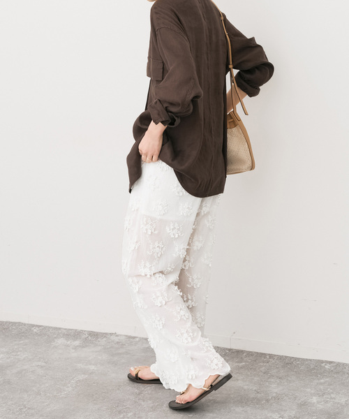 Spick & Span（スピックアンドスパン）の「crinkle crinkle crinkle sheer cotton 3D embroidery easy（その他パンツ・レディース・ブラック/ホワイト・FREE）」の11枚目の写真