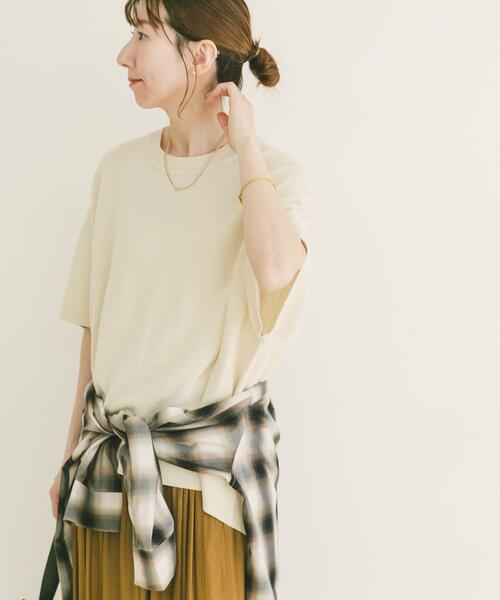 ITEMS URBANRESEARCH(アイテムズ アーバンリサーチ)の「『洗濯可』ニットTシャツ(ニット/セーター・レディース・グリーン/ブラック/チャコールグレー/オフホワイト・FREE)」の5枚目の写真