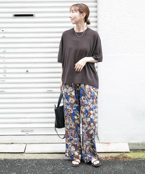 ITEMS URBANRESEARCH(アイテムズ アーバンリサーチ)の「『洗濯可』ニットTシャツ(ニット/セーター・レディース・グリーン/ブラック/チャコールグレー/オフホワイト・FREE)」の12枚目の写真