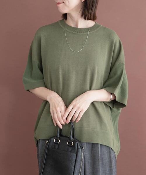 ITEMS URBANRESEARCH(アイテムズ アーバンリサーチ)の「『洗濯可』ニットTシャツ(ニット/セーター・レディース・グリーン/ブラック/チャコールグレー/オフホワイト・FREE)」の22枚目の写真