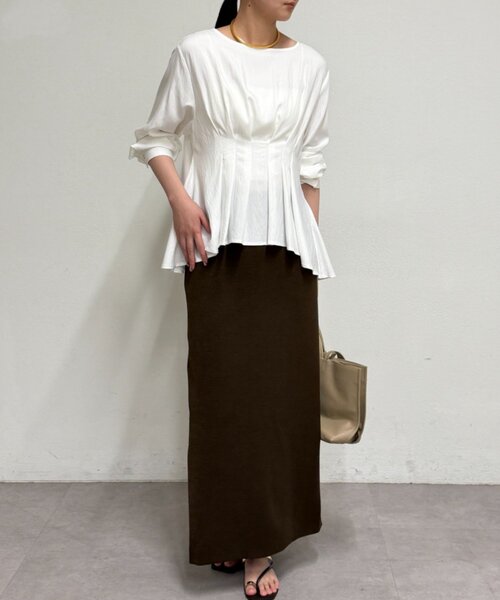 LOUNGEDRESS（ラウンジドレス）の「Aラインペプラムブラウス（シャツ/ブラウス・レディース・ライトベージュ/オフホワイト/チャコールグレー・FREE）」の5枚目の写真