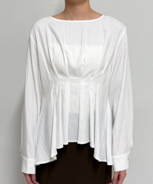 LOUNGEDRESS（ラウンジドレス）の「Aラインペプラムブラウス（シャツ/ブラウス・レディース・ライトベージュ/オフホワイト/チャコールグレー・FREE）」の11枚目の写真