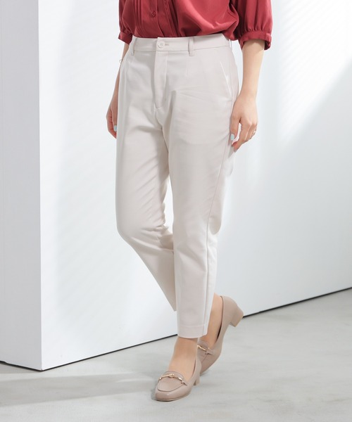 GLACIER lusso(グラシアルッソ)の「【美冷・接触冷感・抗菌防臭】クロップドパンツ(スラックス・レディース・アイボリー/ネイビー/ブラック/ベージュ・LL/S/M/L)」の12枚目の写真