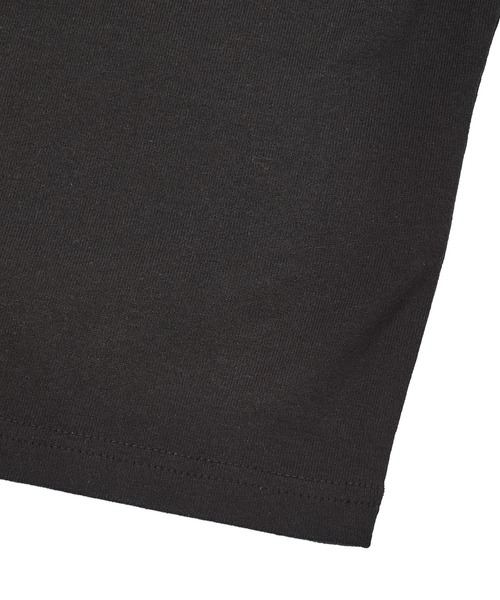 X-girl（エックスガール）の「FACE LABEL S/S BABY TEE（Tシャツ/カットソー・レディース・ブラック/ホワイト/カモフラージュ・ONE SIZE）」の8枚目の写真