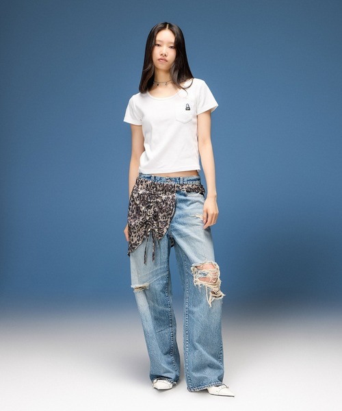 X-girl（エックスガール）の「FACE LABEL S/S BABY TEE（Tシャツ/カットソー・レディース・ブラック/ホワイト/カモフラージュ・ONE SIZE）」の12枚目の写真