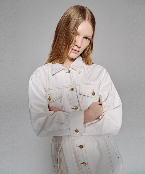 ARMANI EXCHANGE（アルマーニエクスチェンジ）の「【A|X アルマーニ エクスチェンジ】WE ホワイトデニムジャケット（デニムジャケット・レディース・ホワイト・LARGE/MEDIUM/SMALL/X-SMALL）」の6枚目の写真